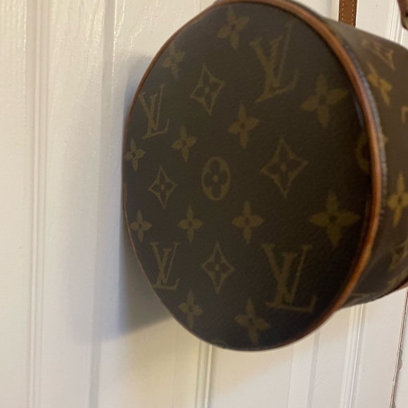Louis Vuitton Vintage Monogram Canvas Papillon 30 Satchel - Picture 8 of 14